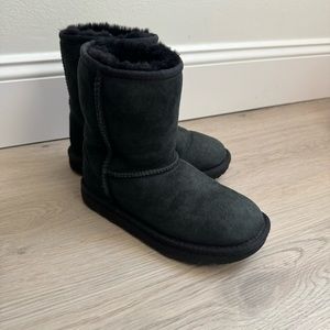 UGG Black winter boots shoes little girls size 1